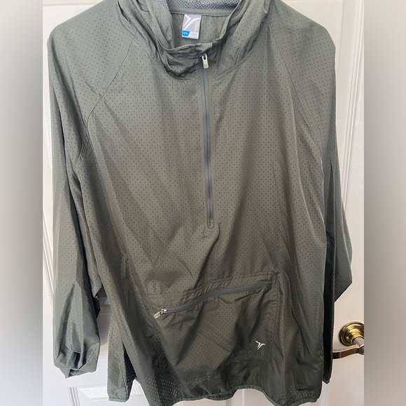 Old Navy Windbreaker - Picture 1 of 3
